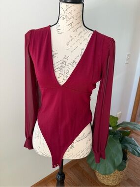Women's Deep V Maroon Bodycon Bodysuit, Size Large fits like‎ Medium